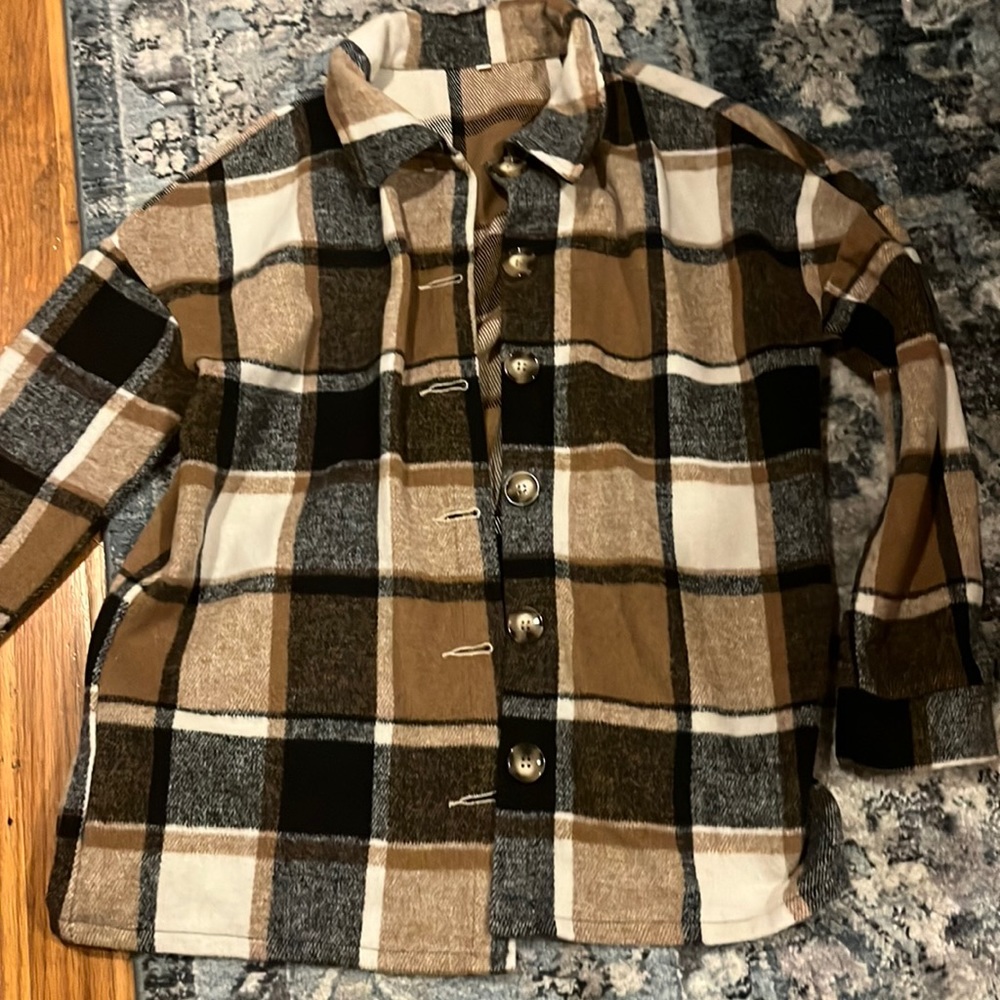 Plaid shacket- size small